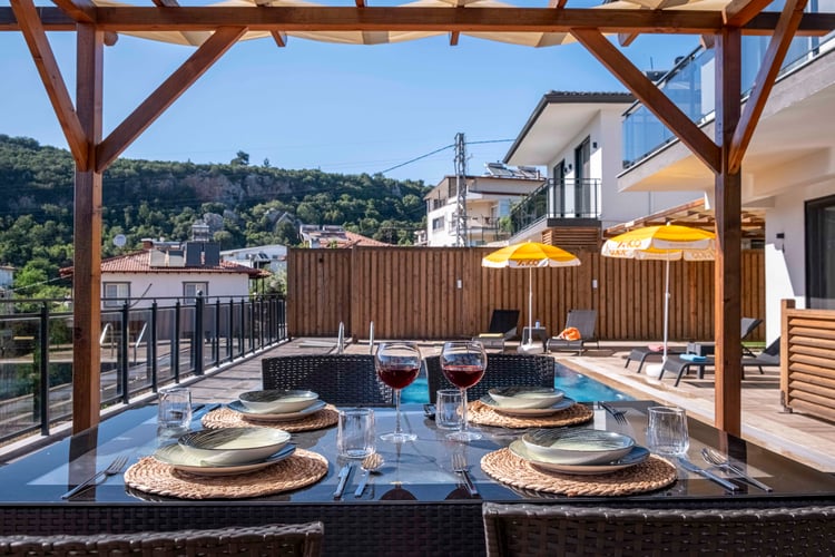 1kiralik-yazlik-tatil-villasi-villa-savaya-two- (18).jpg