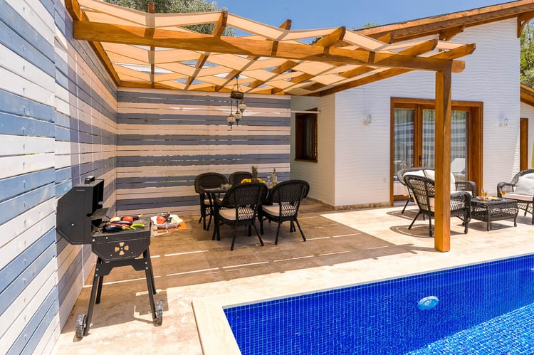 1kiralik-yazlik-tatil-villasi-villa-sunset-three- (15).jpg