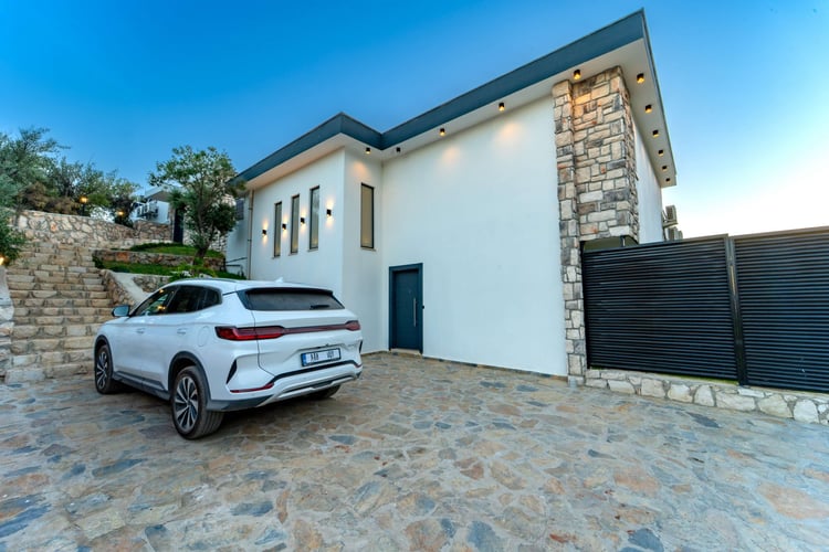 1kiralik-deniz-manzarali-villa-villa-akbulut-duo- (1).jpg