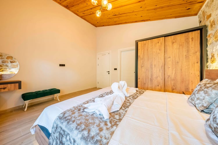 1kiralik-deniz-manzarali-villa-villa-sea- (34).jpg