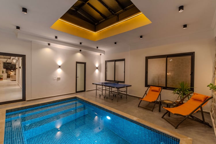 1kiralik-yazlik-jakuzili-villa-villa-elysium- (6).jpg