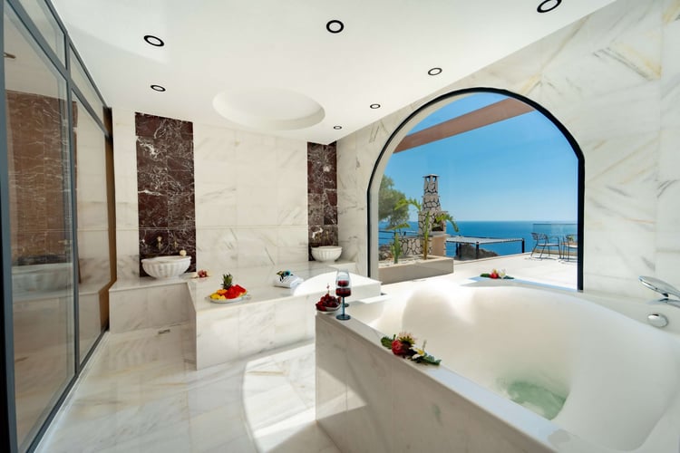 1kiralik-yazlik-deniz-manzarali-villa-villa-akbülüt-1- (38).jpg