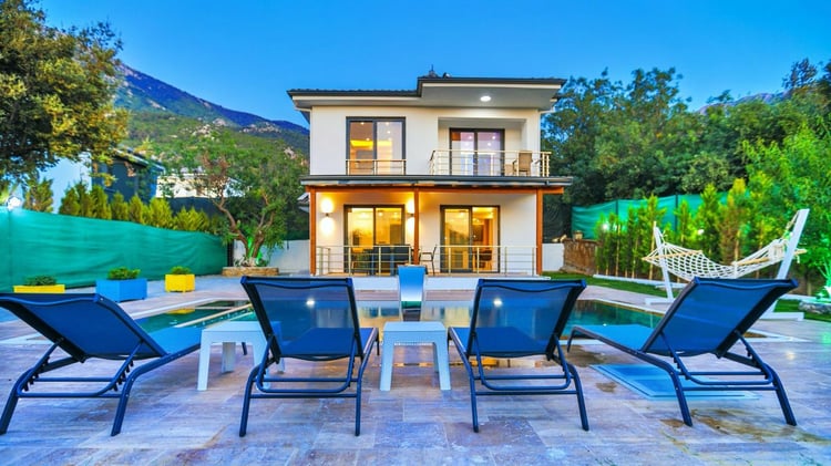 1kiralik-yazlik-villa-villa-favori-one- (4).jpeg