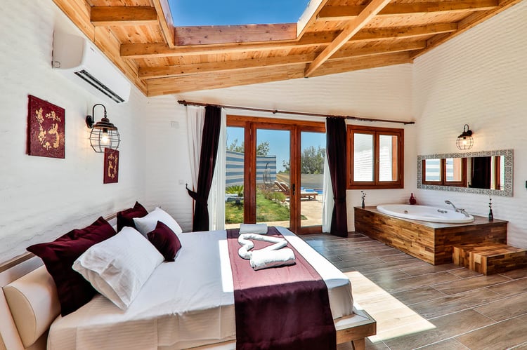 1kiralik-yazlik-tatil-villasi-villa-sunset-three- (40).jpg