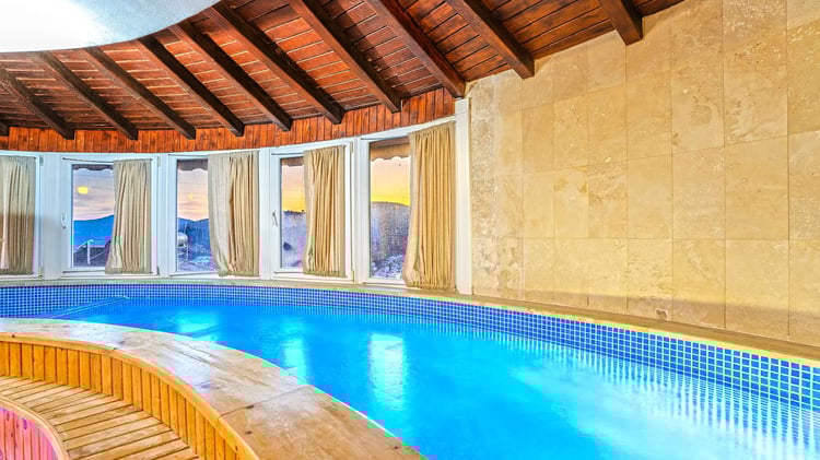 1kiralik-deniz-manzarali-villa-villa-beyaz- (47).jpg