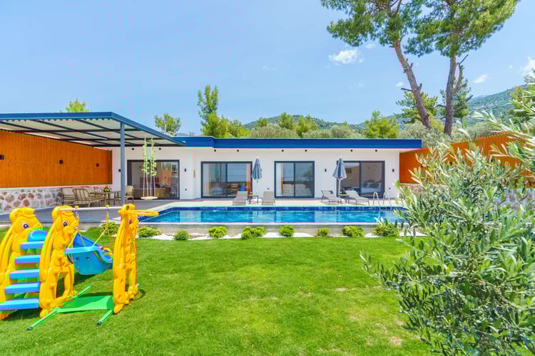 1kiralik-muhafazakar-villa-villa-tuna- (4).jpg