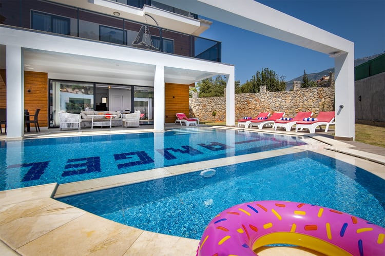 1yazlik-kiralik-villa-villa-hisar-prestige-e- (2).jpg