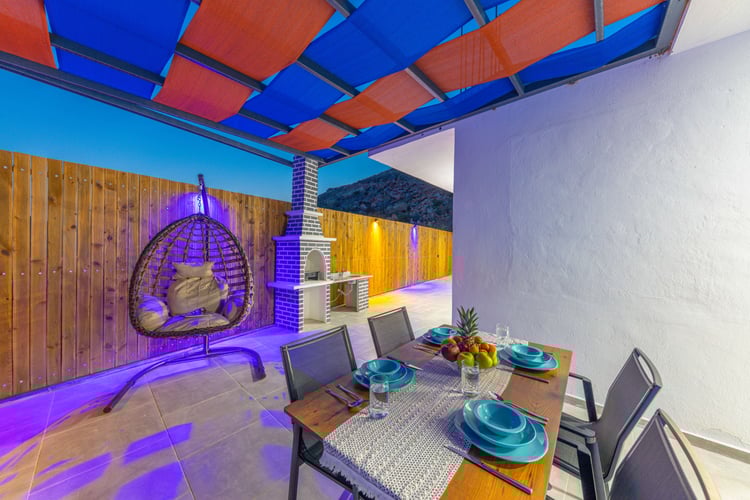 1kiralik-yazlik-villa-villa-tuana- (22).jpg