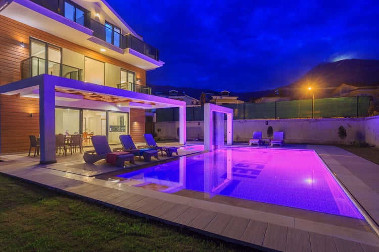 1kiralik-yazlik-tatil-villasi-villa-hisar-prestige-a- (9).jpg