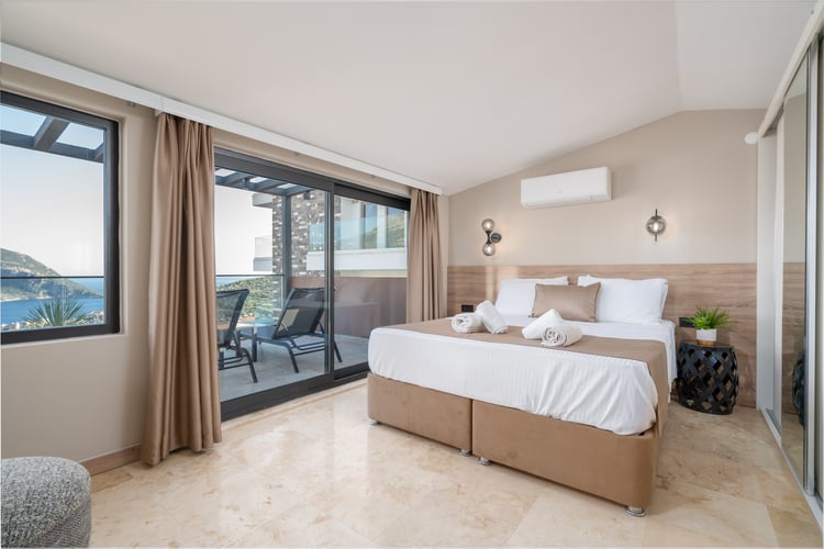 1kiralik-deniz-manzarali-villa-villa-buse-duo- (42).jpg