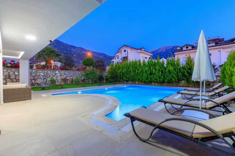 1kiralik-yazlik-tatil-villasi-villa-ahla- (11).jpg