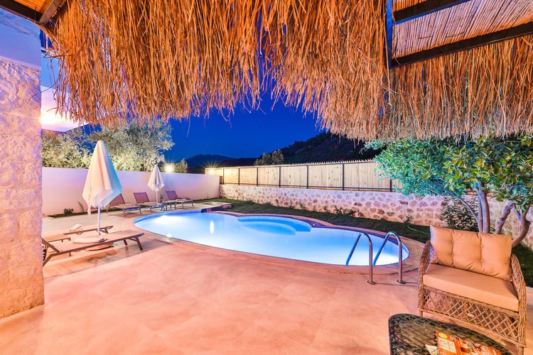 1kiralik-yazlik-villa-villa-leto- (22).jpg