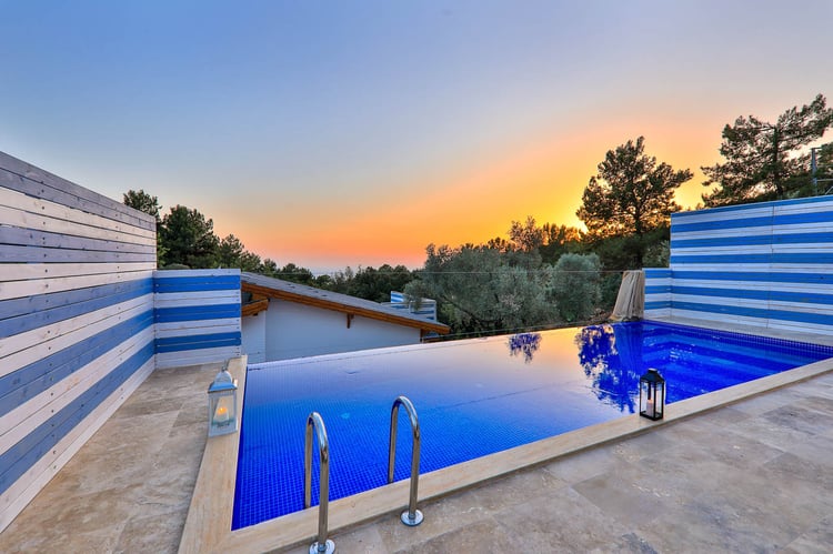 1kiralik-tatil-villasi-villa-sunset-two- (6).jpg