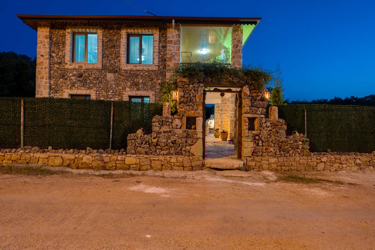 1kiralik-tatil-villasi-villa-güneş-kaş- (14).jpg