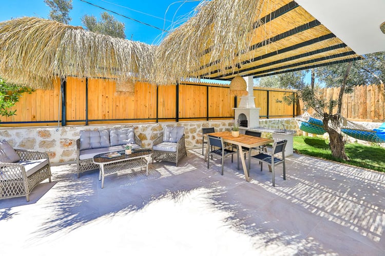 1kiralik-yazlik-villa-villa-leto- (11).jpg