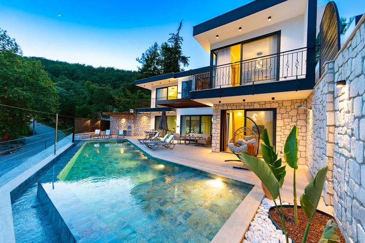 1kiralik-villa-villa-akbulut-tres- (25).jpg