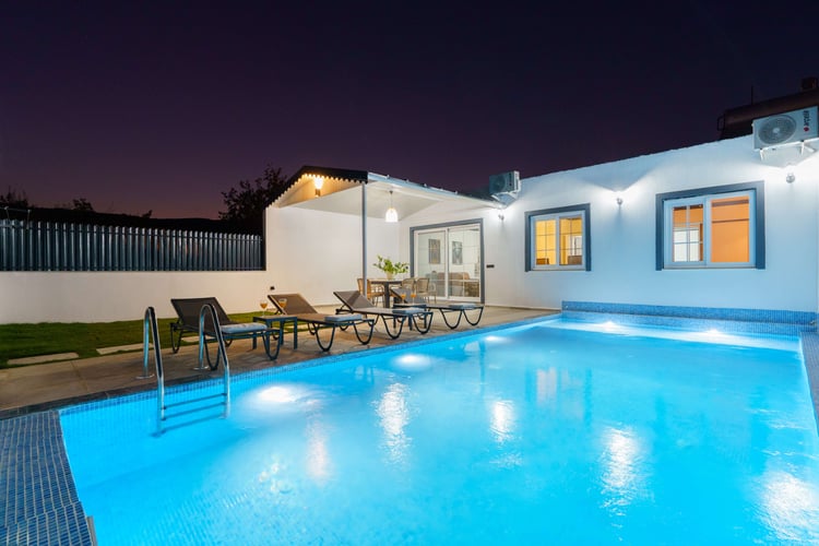 1kiralik-yazlik-villa-villa-zehra- (17).jpg