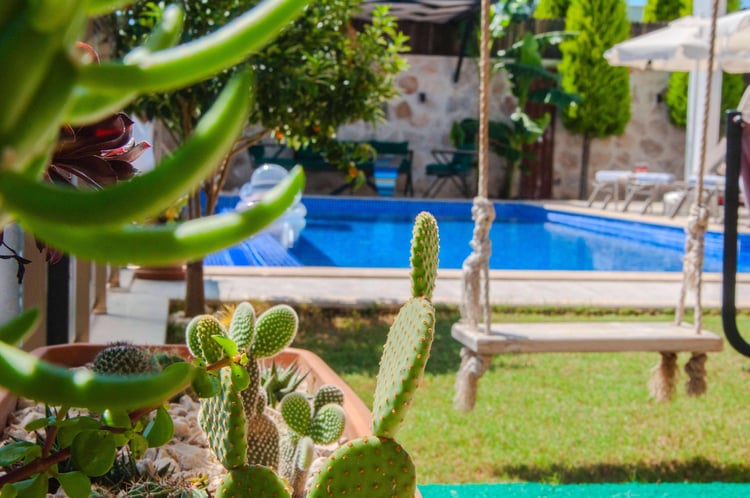 1kiralik-yazlik-villa-villa-ruzanna- (7).jpg