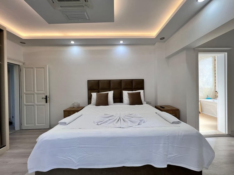 1kiralik-kalabalık-aileler-icin-uygun-villa-villa-gulistan- (21).jpeg