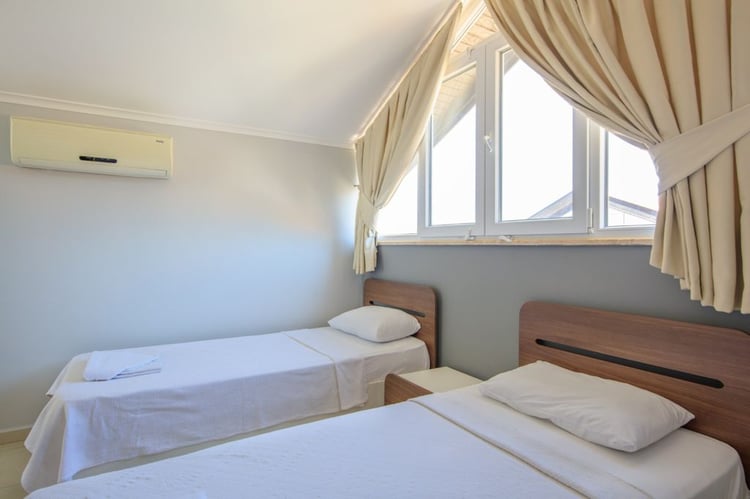 1kiralik-yazlik-tatil-villasi-villa-ahla- (24).jpg