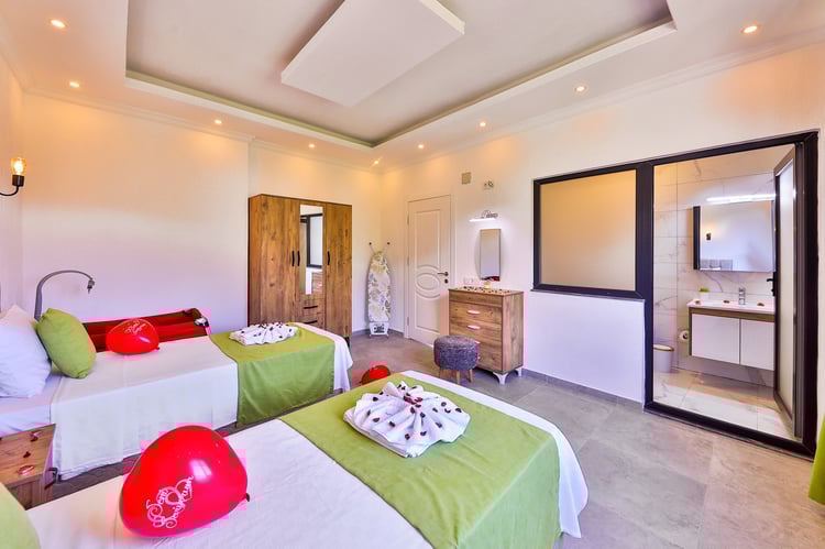 1jakuzili-kiralik-villa-villa-cancan- (30).jpg