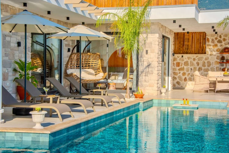 1kiralik-yazlik-jakuzili-villa-villa-elysium- (10).jpeg