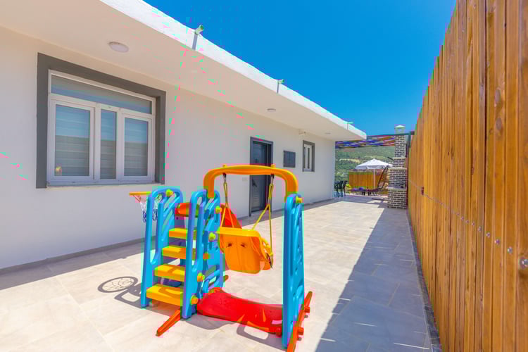 1kiralik-yazlik-villa-villa-tuana- (14).jpg