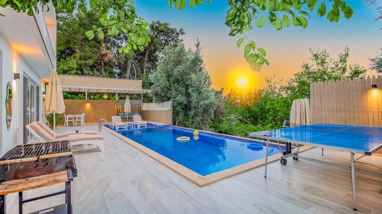 1kiralikyazlik-villa-villa-netya- (12).JPG