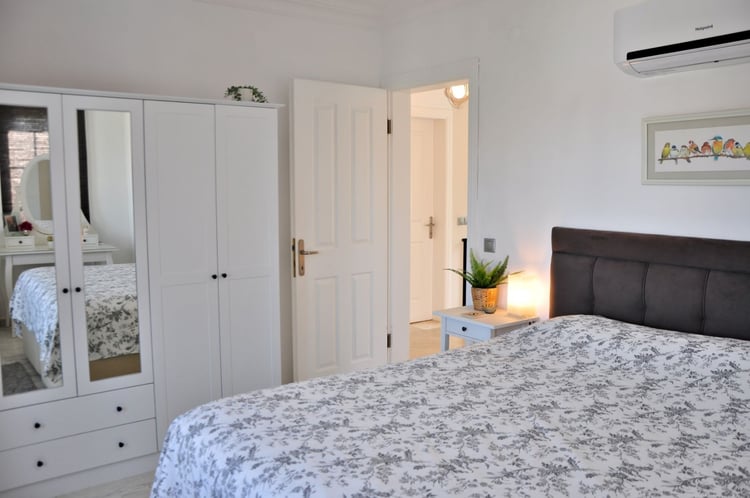 1yazlik-tatil-villasi-villa-london- (28).jpg