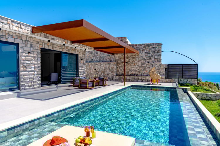 1kiralik-deniz-manzarali-villa-villa-akbulut-duo- (4).jpg