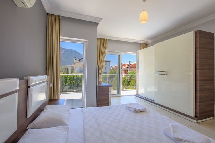 1kiralik-yazlik-tatil-villasi-villa-ahla- (22).jpg