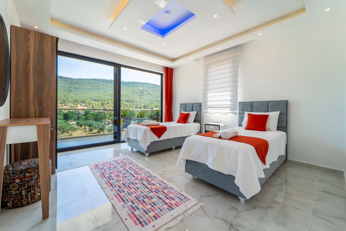 Villas Çınar Sarıbelen-photo-2
