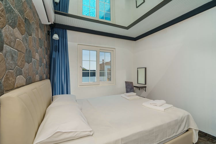 1kiralik-yazlik-villa-villa-zehra- (34).jpg