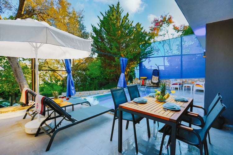 1kiralik-yazlik-villa-villa-cerenimo- (12).jpg