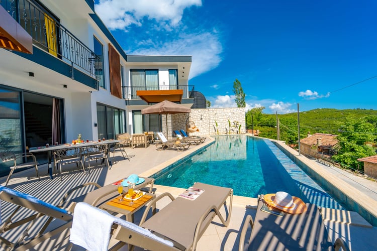 1kiralik-villa-villa-akbulut-tres- (7).jpg