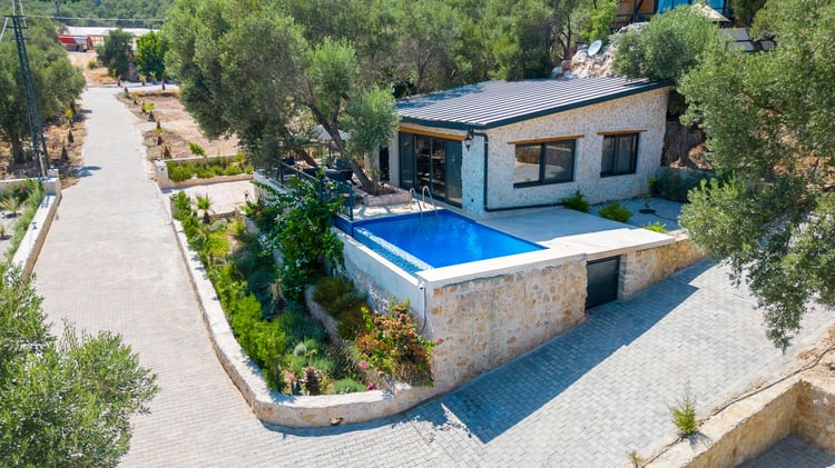 1kiralik-deniz-manzarali-villa-villa-olive-muarkuru- (8).jpg