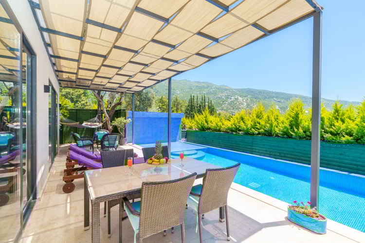 1kiralik-yazlik-villa-villa-leonardo (6).jpg