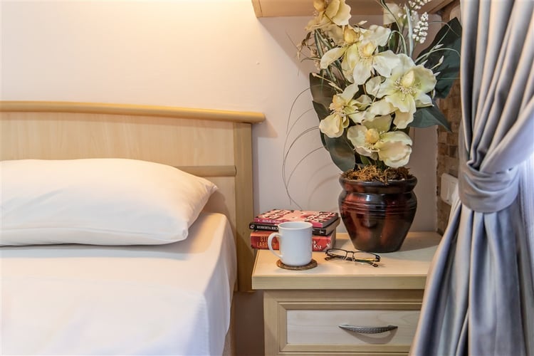 yazlik-kiralik-ortak-havuzlu-apart-apart-gokay- (20).jpg