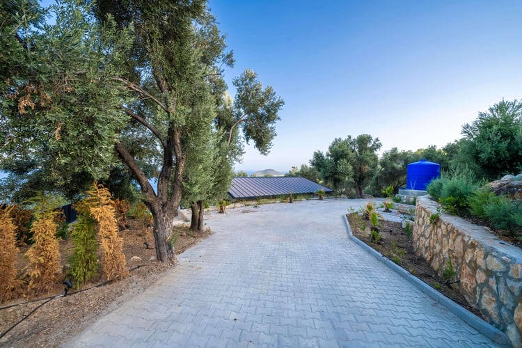 1kiralik-deniz-manzarali-villa-villa-sea- (6).jpg