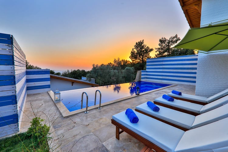 1kiralik-tatil-villasi-villa-sunset-two- (7).jpg