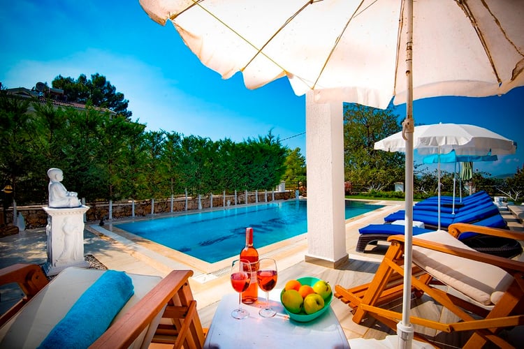 1kiralik-yazlik-villa-villa-unique-c- (19).JPG