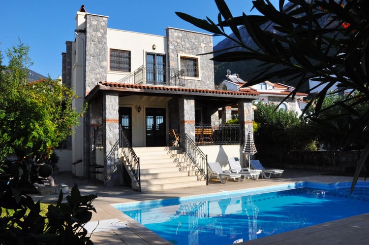1kiralik-yazlik-villa-villa-olive-c- (2).jpg