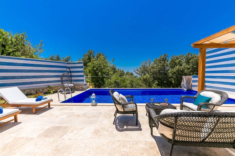 1kiralik-yazlik-tatil-villasi-villa-sunset-three- (20).jpg