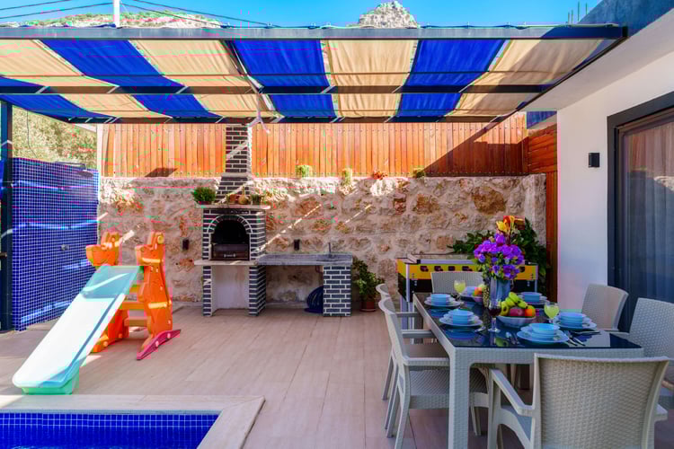 1kiralik-yazlik-villa-villa-ecba- (6).jpg