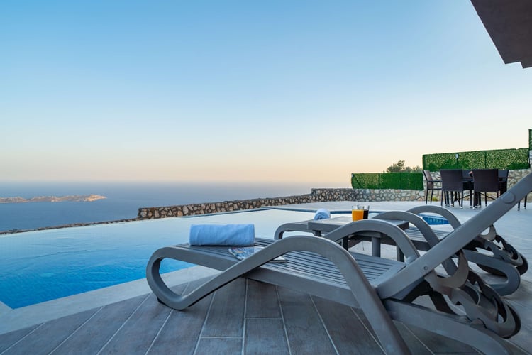 1kiralik-yazlik-villa-villa-buyuk-ada- (27).jpg