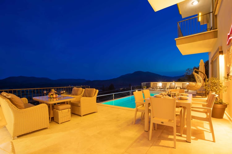 1kiralik-tatil-villasi-villa-ata- (7).jpg