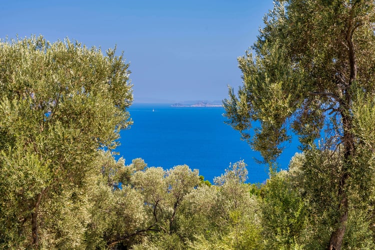 1kiralik-deniz-manzarali-villa-villa-olive-muarkuru- (18).jpg