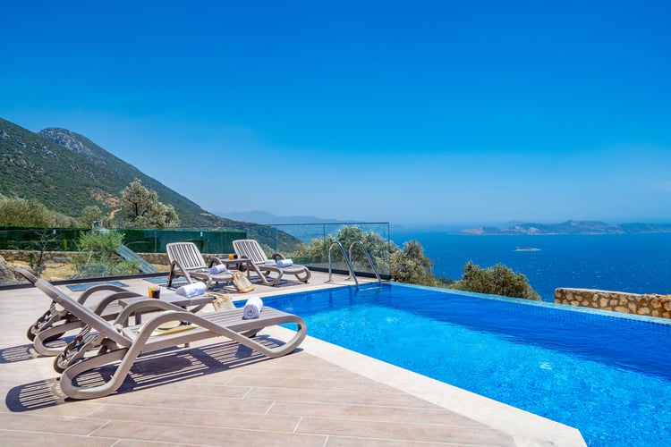 1kiralik-yazlik-villa-villa-buyuk-ada- (13).jpg