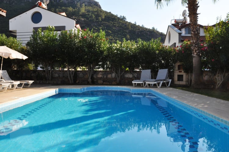 1kiralik-yazlik-villa-villa-olive-c- (4).jpg