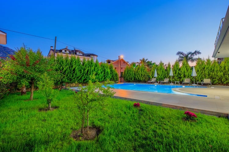 1kiralik-yazlik-tatil-villasi-villa-ahla- (12).jpg